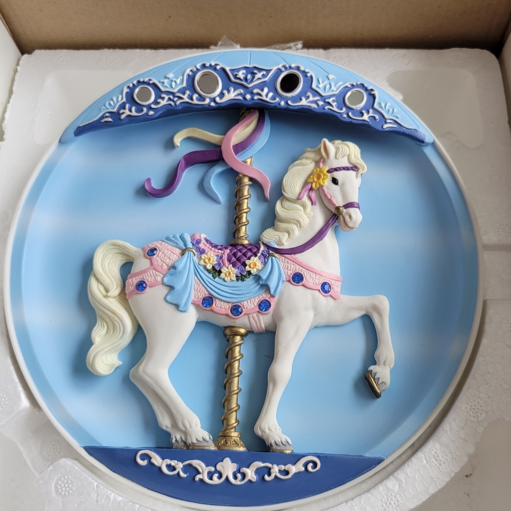 Rhodes Carousel Horse Plate Musical Austrian Crystal Sweet Stander